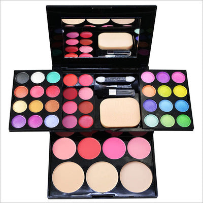 Silky Shine Eyeshadow Palette – Matte & Shimmer Eye Makeup Kit
