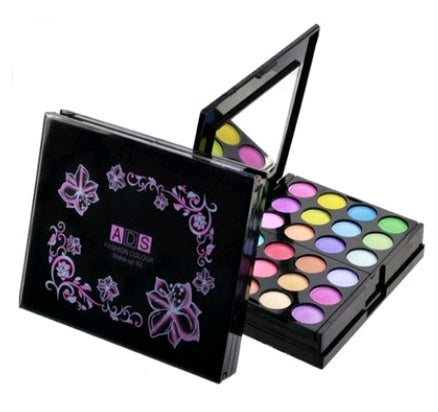 Silky Shine Eyeshadow Palette – Matte & Shimmer Eye Makeup Kit