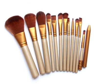 12-Piece Makeup Brush Set – Soft Rayon Bristles & Wooden Handles for Beginners