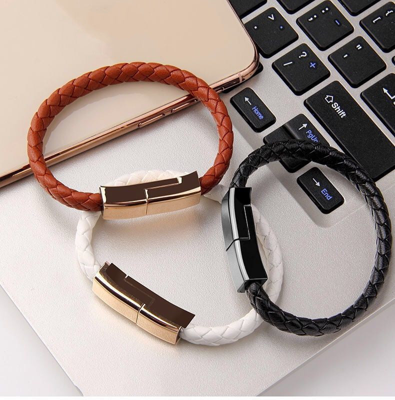 Leather Bracelet Charging Cable – USB Type-C / Lightning / Micro-USB Data Cable (20–22.5cm)